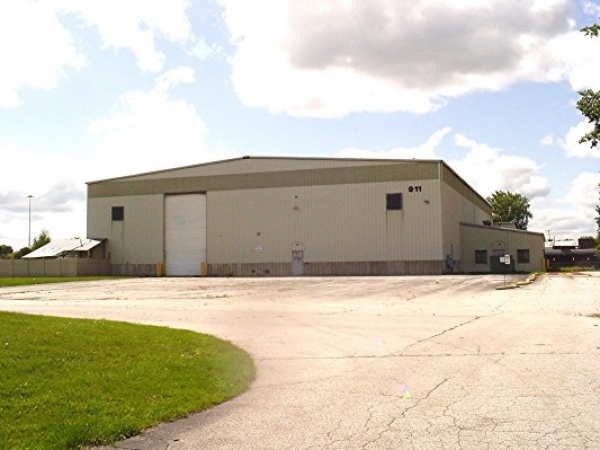 Listing Image #1 - Industrial for sale at 911 Veterans Pkwy, Saginaw MI 48601 Listing Image #1 - Industrial for sale at 911 Veterans Pkwy, Saginaw MI 48601