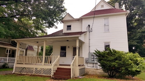 Listing Image #1 - Multi-family for sale at 572 E Buchtel Avenue, Akron OH 44304