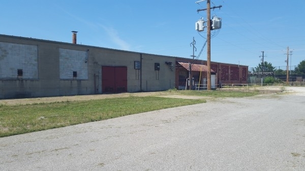 Listing Image #2 - Industrial for sale at 500 S. Madison Street, DuQuoin IL 62832