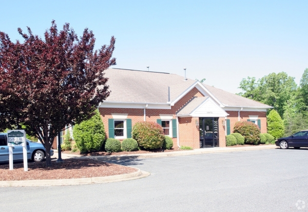 Listing Image #1 - Office for sale at 10472 Georgetown Drive, Fredericksburg VA 22553