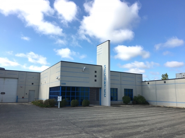 Listing Image #1 - Industrial for sale at 1255 Armour Blvd, Mundelein IL 60060
