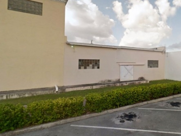 Listing Image #1 - Retail for sale at 118 Washington Ave, Homestead FL 33030 Listing Image #1 - Retail for sale at 118 Washington Ave, Homestead FL 33030
