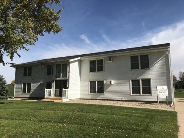 Listing Image #1 - Multi-family for sale at 812 Canyon Avenue, Garretson SD 57030