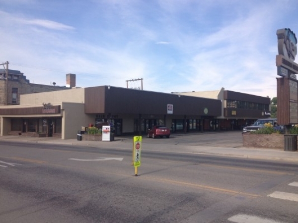 Listing Image #1 - Shopping Center for sale at 125 W 4th Street, Rifle CO 81650
