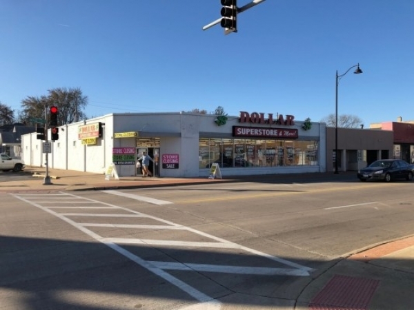 Listing Image #1 - Retail for sale at 3126 Avenue of the Cities, Moline IL 61265
