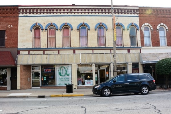 Listing Image #1 - Retail for sale at 113-115 S. Main St., Kendallville IN 46755