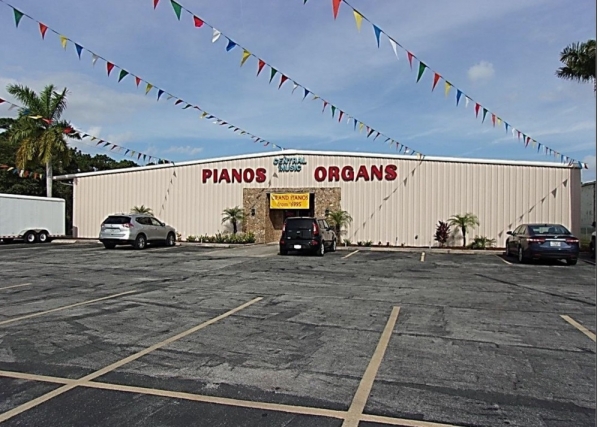 Listing Image #1 - Industrial for sale at 5175 Ulmerton Rd, Clearwater FL 33760