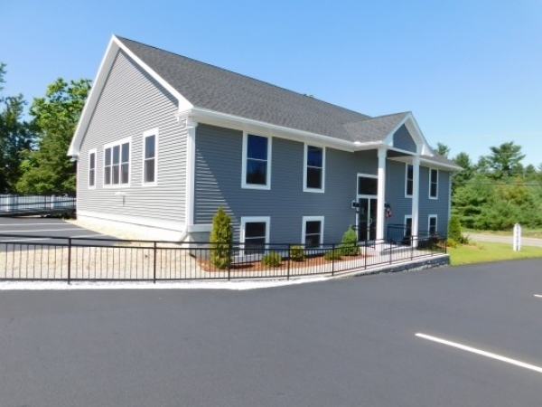 Listing Image #1 - Office for sale at 271 Derry Rd, Litchfield NH 03052