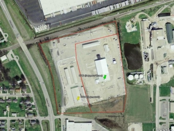 Listing Image #1 - Multi-Use for sale at 181 Burkatt Boulevard, Seymour IN 47274