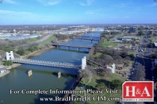 Listing Image #1 - Land for sale at 101-117 Taylor Street, Waco TX 76704