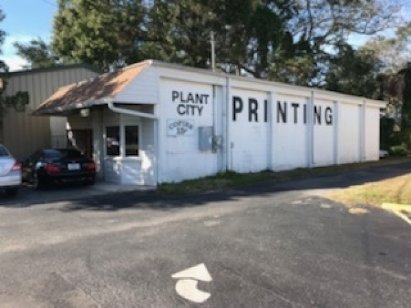 Listing Image #1 - Retail for sale at 1206 E Baker St, Plant City FL 33563