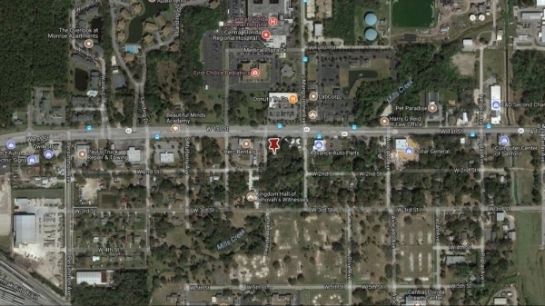 Listing Image #1 - Retail for sale at 111 S Oleander, Sanford FL 32771 Listing Image #1 - Retail for sale at 111 S Oleander, Sanford FL 32771