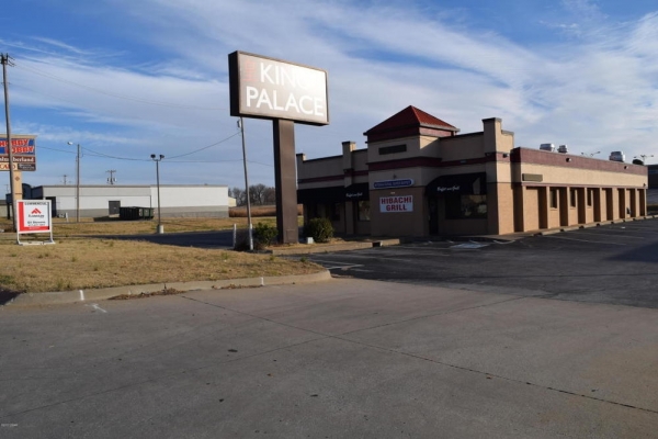 Listing Image #1 - Retail for sale at 1401 Rangeline Rd, Joplin MO 64801 Listing Image #1 - Retail for sale at 1401 Rangeline Rd, Joplin MO 64801