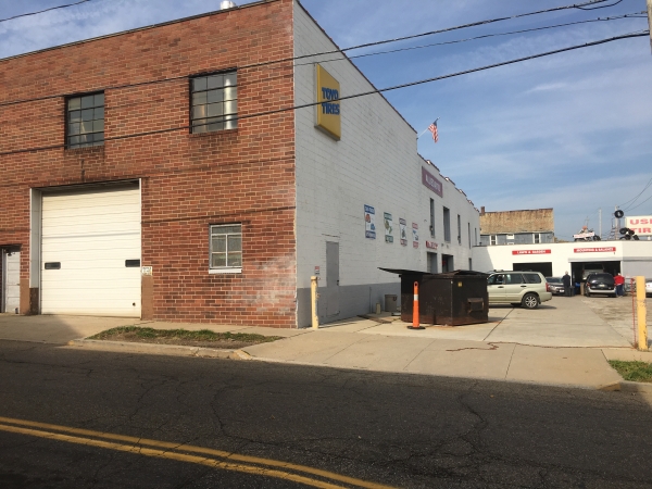 Listing Image #1 - Industrial for sale at 384 S Arlington Street, Akron OH 44306 Listing Image #1 - Industrial for sale at 384 S Arlington Street, Akron OH 44306