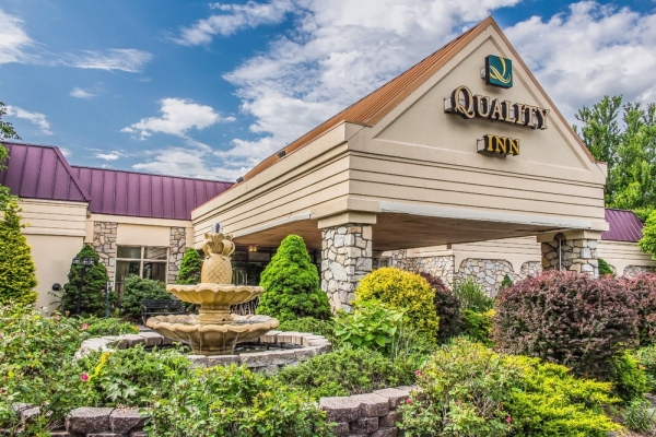 Listing Image #1 - Motel for sale at 1220 W Main St, Stroudsburg PA 18360 Listing Image #1 - Motel for sale at 1220 W Main St, Stroudsburg PA 18360