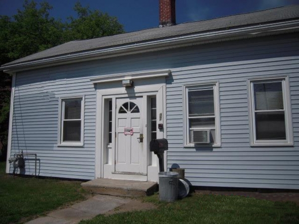 Listing Image #1 - Office for sale at 37 Commerce Ave, Killingly CT 06239