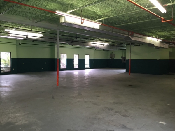 Listing Image #1 - Industrial for sale at 5900 Enterprise Parkway Unit #1, Fort Myers FL 33905 Listing Image #1 - Industrial for sale at 5900 Enterprise Parkway Unit #1, Fort Myers FL 33905