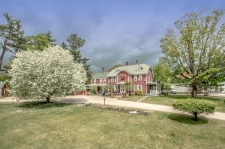 Hotel property for sale in Conway, NH