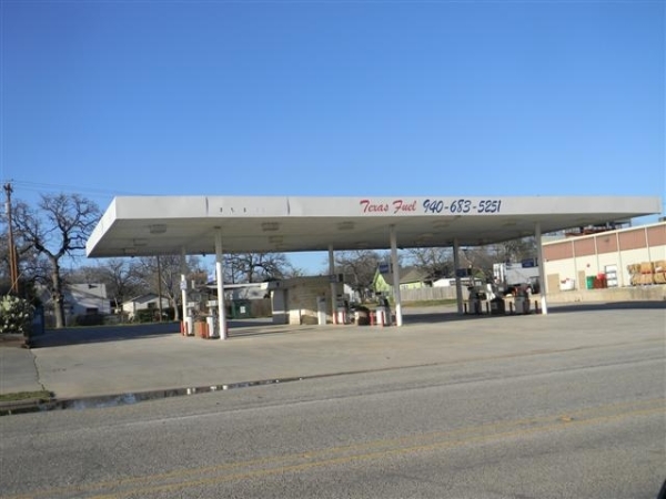 Listing Image #1 - Industrial for sale at 1409 Halsell Street, Bridgeport TX 76426