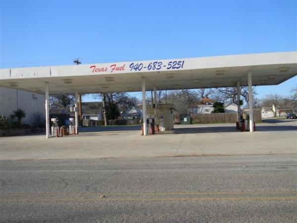 Listing Image #2 - Industrial for sale at 1409 Halsell Street, Bridgeport TX 76426