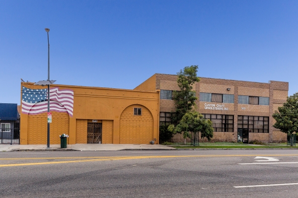 Listing Image #1 - Industrial for sale at 3401 W Washington Blvd, Los Angeles CA 90018