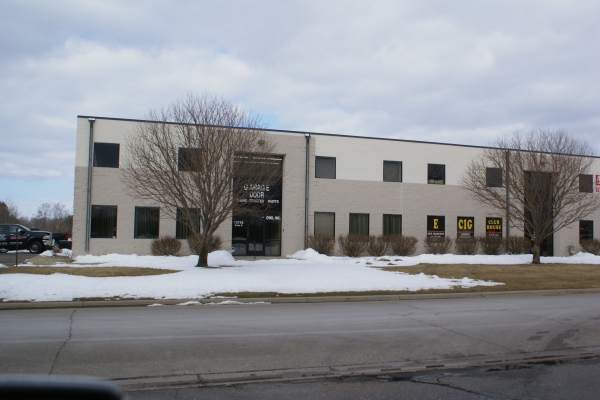 Listing Image #2 - Industrial for sale at 13743 Aberdeen St NE, Ham Lake MN 55304