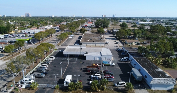 Listing Image #1 - Industrial for sale at 3405-3421 Fowler St., Fort Myers FL 33901