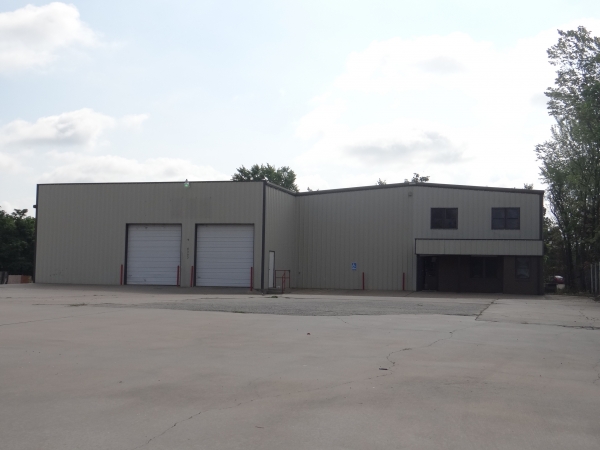 Listing Image #1 - Industrial for sale at 5203 Jenny Lind Rd, Fort Smith AR 72901