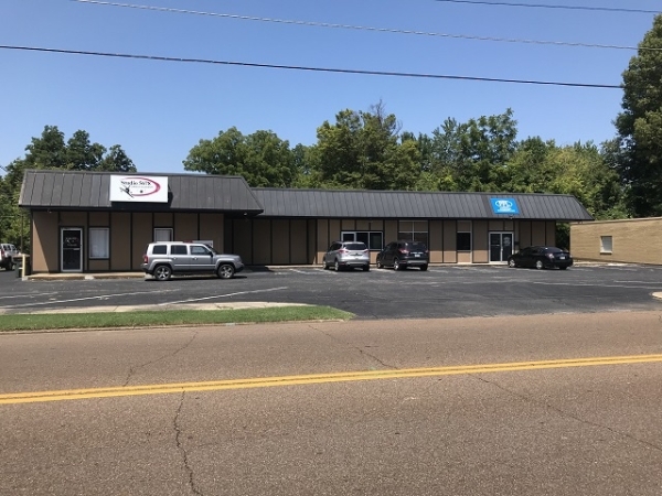 Listing Image #1 - Office for sale at 709 S First Street, Union City TN 38261